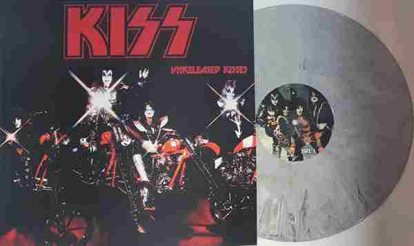 UNRELEASED KISSES
