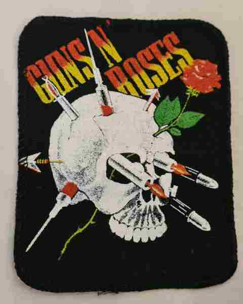 SKULL AND ROSE