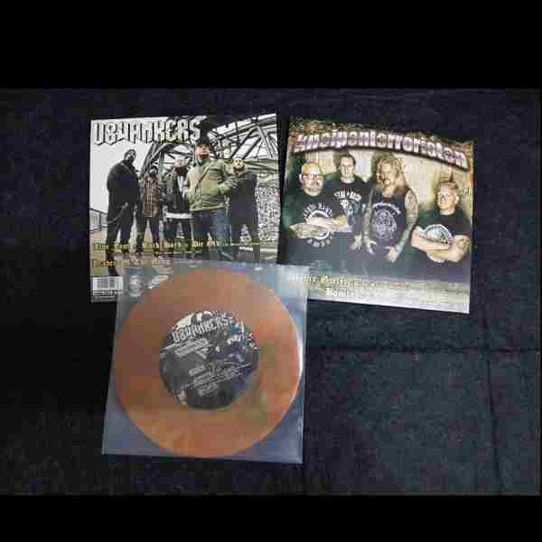 SPLIT SINGLE