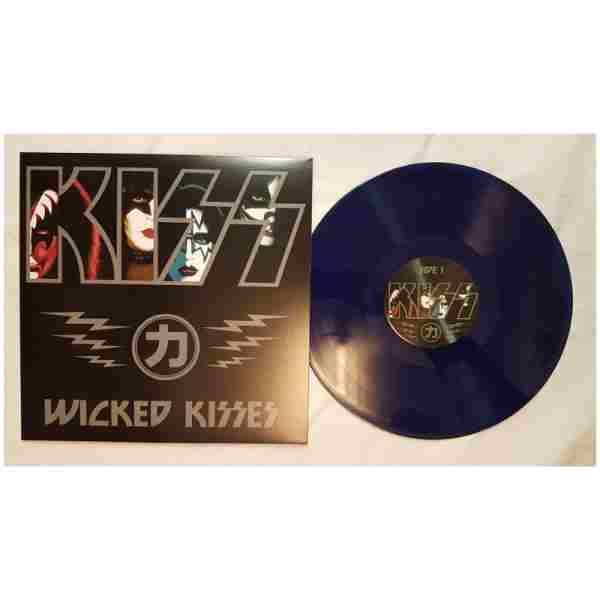 WICKED KISSES